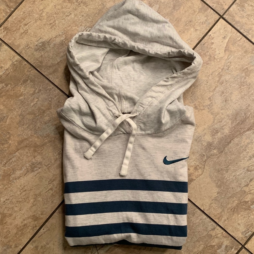 Nike Hoodie Shirt